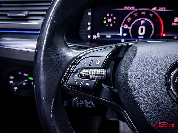 Skoda Superb 21 of 30