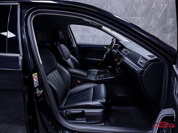 Skoda Superb 15 of 30