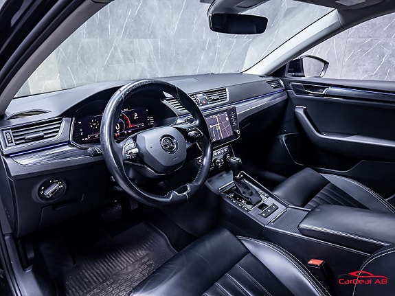 Skoda Superb 11 of 30