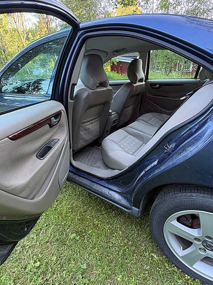 Volvo S60 12 of 13