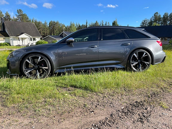 Audi RS6 2 of 4