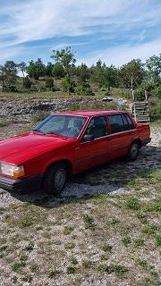 Volvo 740 2 of 5