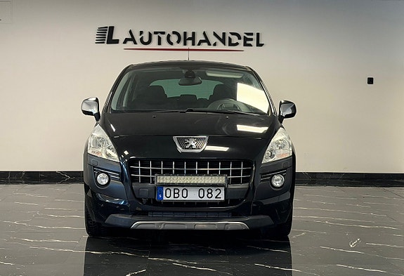 Peugeot 3008 2 of 5