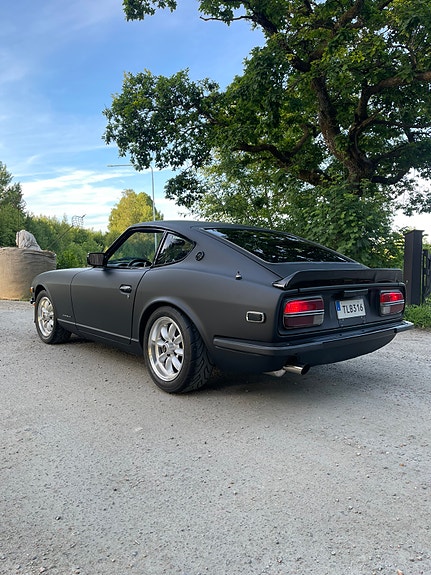 Datsun 240Z 1971 photo 2
