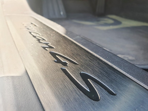 Porsche Taycan 4S 30 of 30