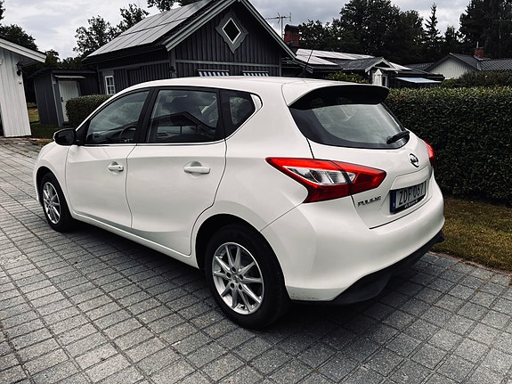 Nissan Pulsar 8 of 9