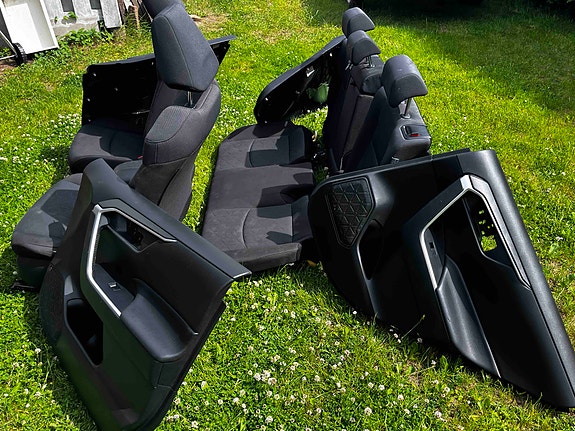 Product image 2 of 11