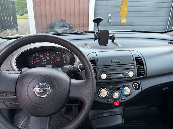 Nissan Micra 5 of 5
