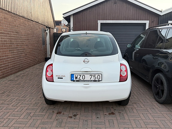 Nissan Micra 2 of 5