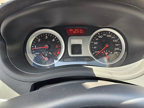 Renault Clio 8 of 8