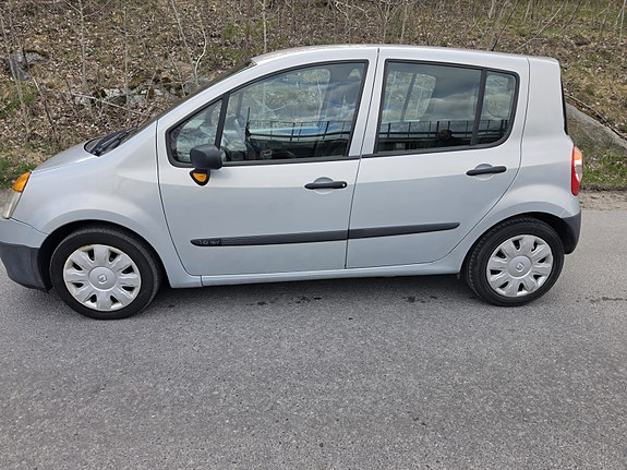 Renault Modus 7 of 8