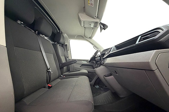 Volkswagen e-Transporter 16 of 28