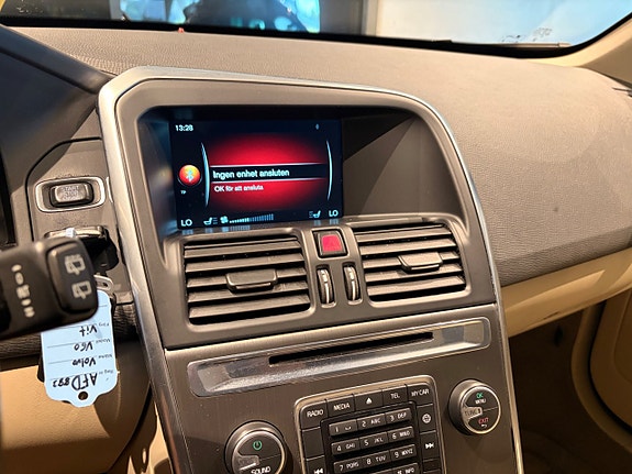 Volvo XC60 25 of 25