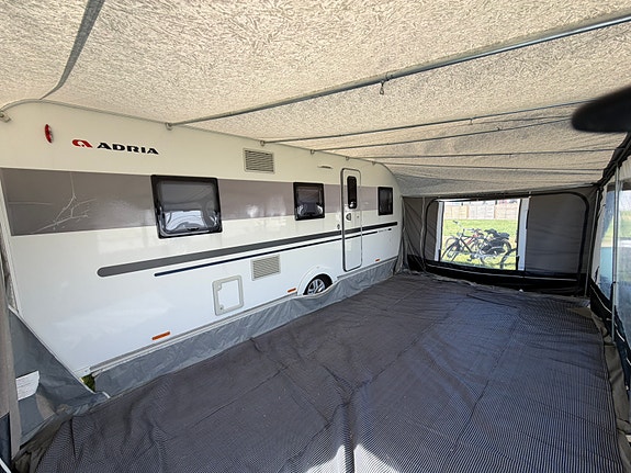 Adria Adora 573 PT 3 of 9
