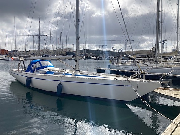 Lady Helmsman 40 — View photo 1