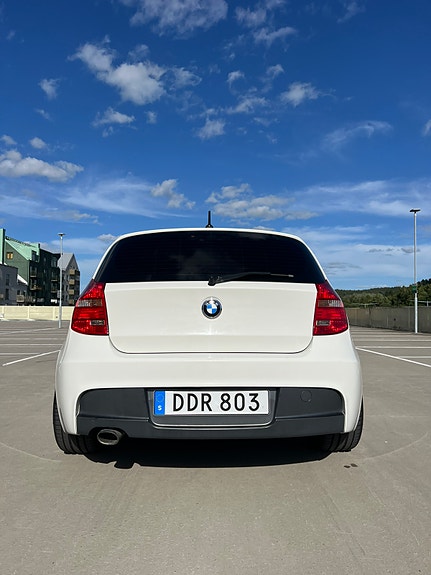BMW 120d 5 of 5