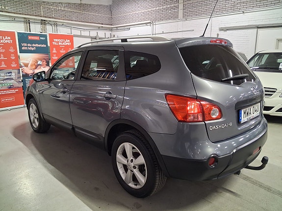Nissan Qashqai+2 4 of 5