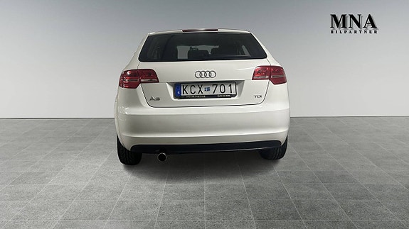 Audi A3 3 of 17