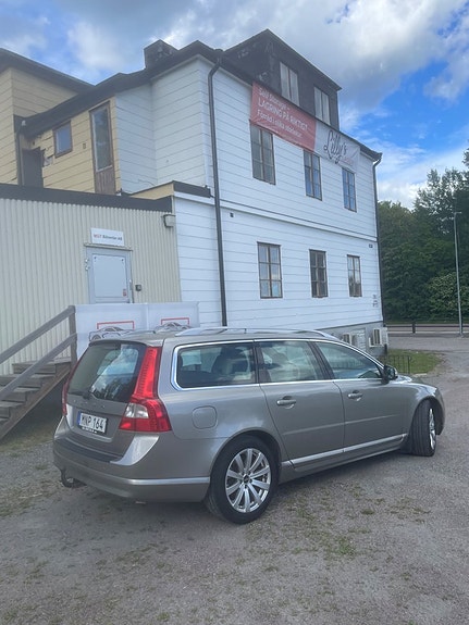 Volvo V70 5 of 5