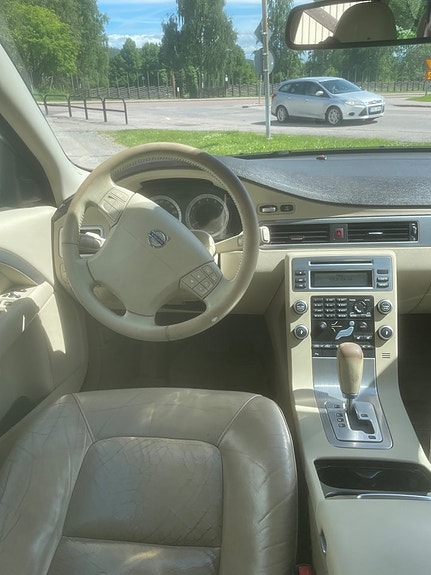 Volvo V70 19 of 22