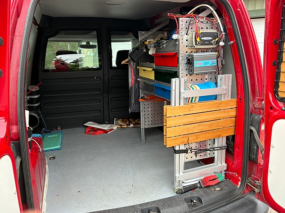 Volkswagen Caddy 4 of 4