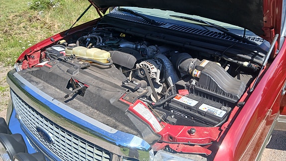 Ford Excursion 10 of 12