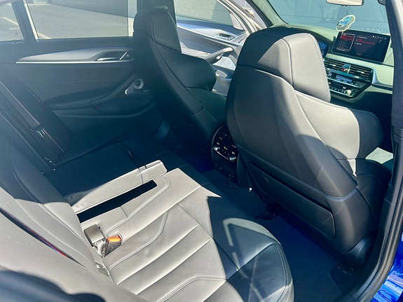 BMW M5 15 of 17
