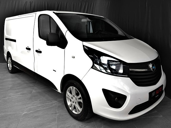 Opel Vivaro 2 of 5