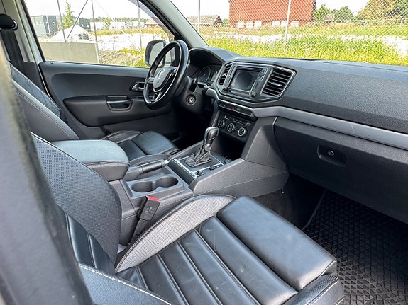 Volkswagen Amarok 4 of 5