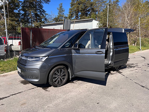 Volkswagen Multivan 4 of 5