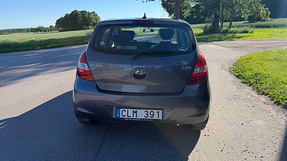 Hyundai i20 4 of 5