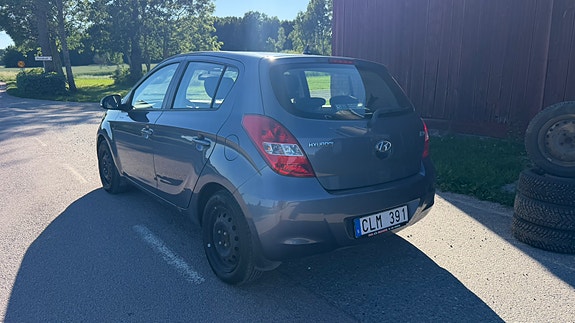 Hyundai i20 3 of 5
