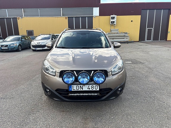 Nissan Qashqai+2 6 of 18