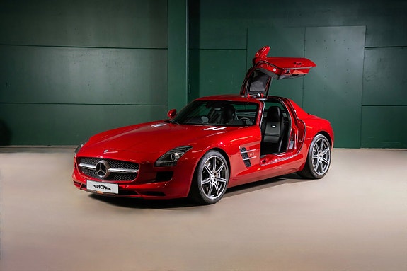 Mercedes-Benz SLS 15 of 30