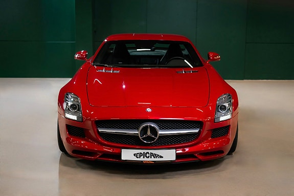 Mercedes-Benz SLS 9 of 30