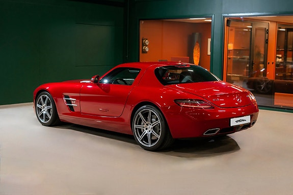 Mercedes-Benz SLS 6 of 30