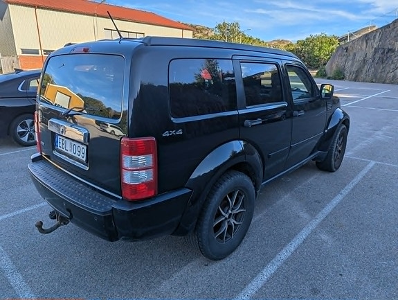 Dodge Nitro 4 of 5