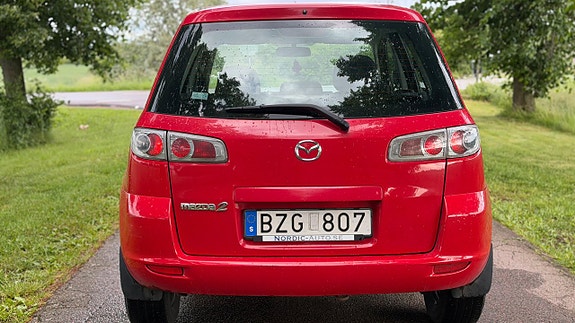 Mazda 2 6 of 15