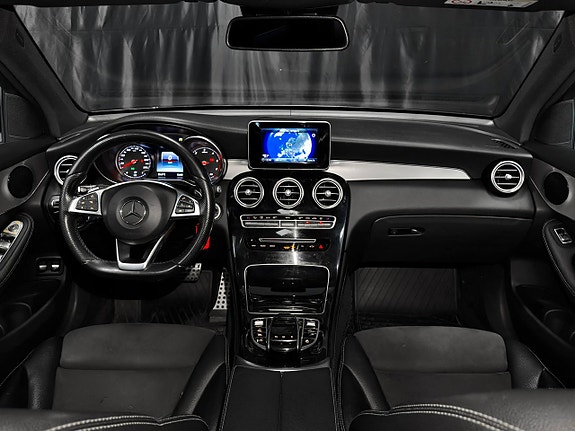 Mercedes-Benz GLC220 d 19 of 30