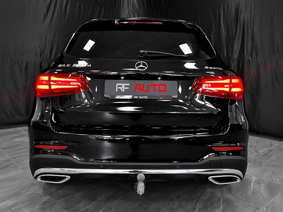 Mercedes-Benz GLC220 d 12 of 30