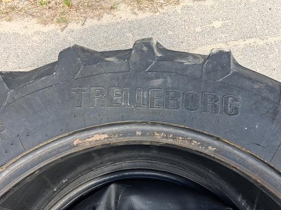 TRAKTOR DÄCK 280/85R24 2ST 4 of 4