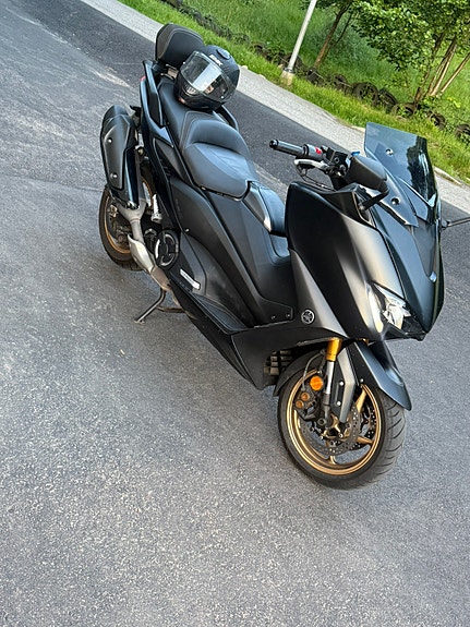 Yamaha XP560E 3 of 5