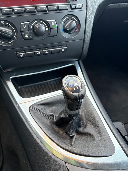 BMW 135i 13 of 16