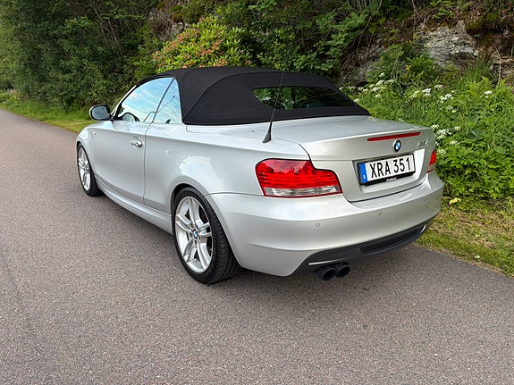 BMW 135i 2 of 5