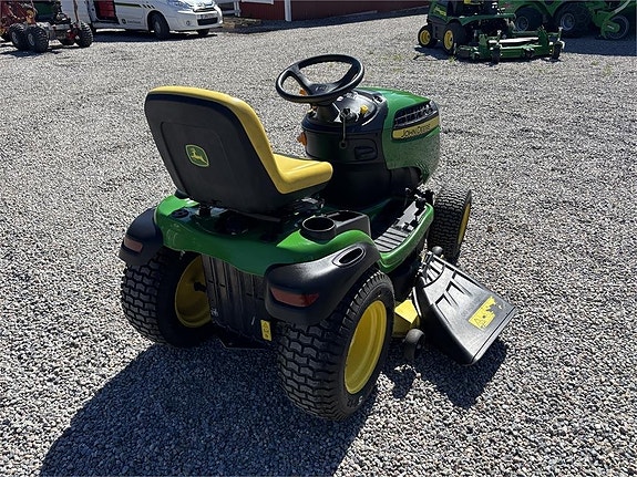 John Deere X166 Åkgräsklippare 3 of 3