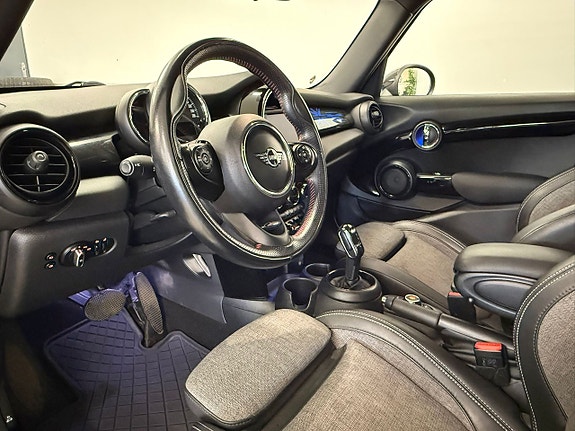 MINI Cooper 7 of 27