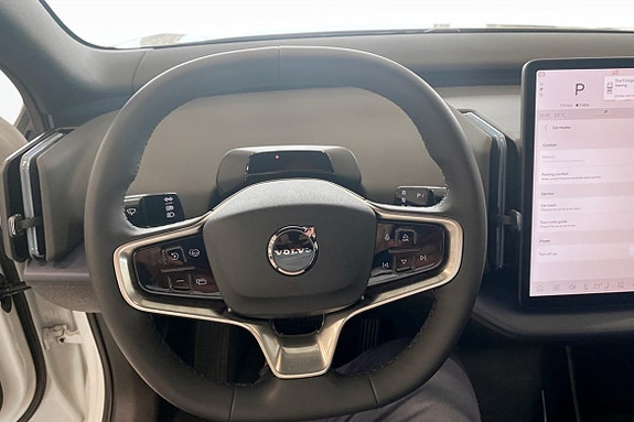 Volvo EX30 7 of 15