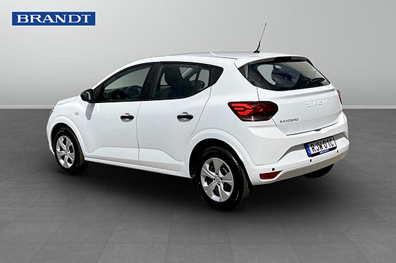 Dacia Sandero 2 of 5