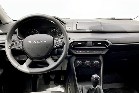 Dacia Sandero 4 of 5