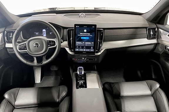 Volvo XC90 5 of 10